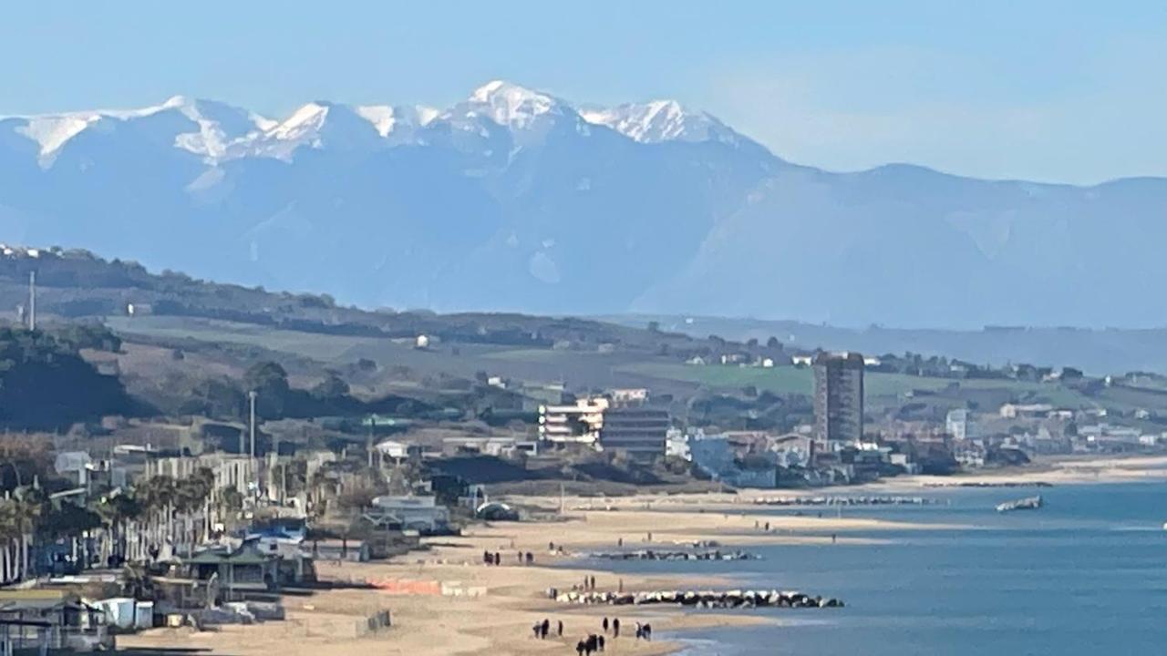 I Tre Marchi Rooms / Camera Mare Termoli Exterior foto